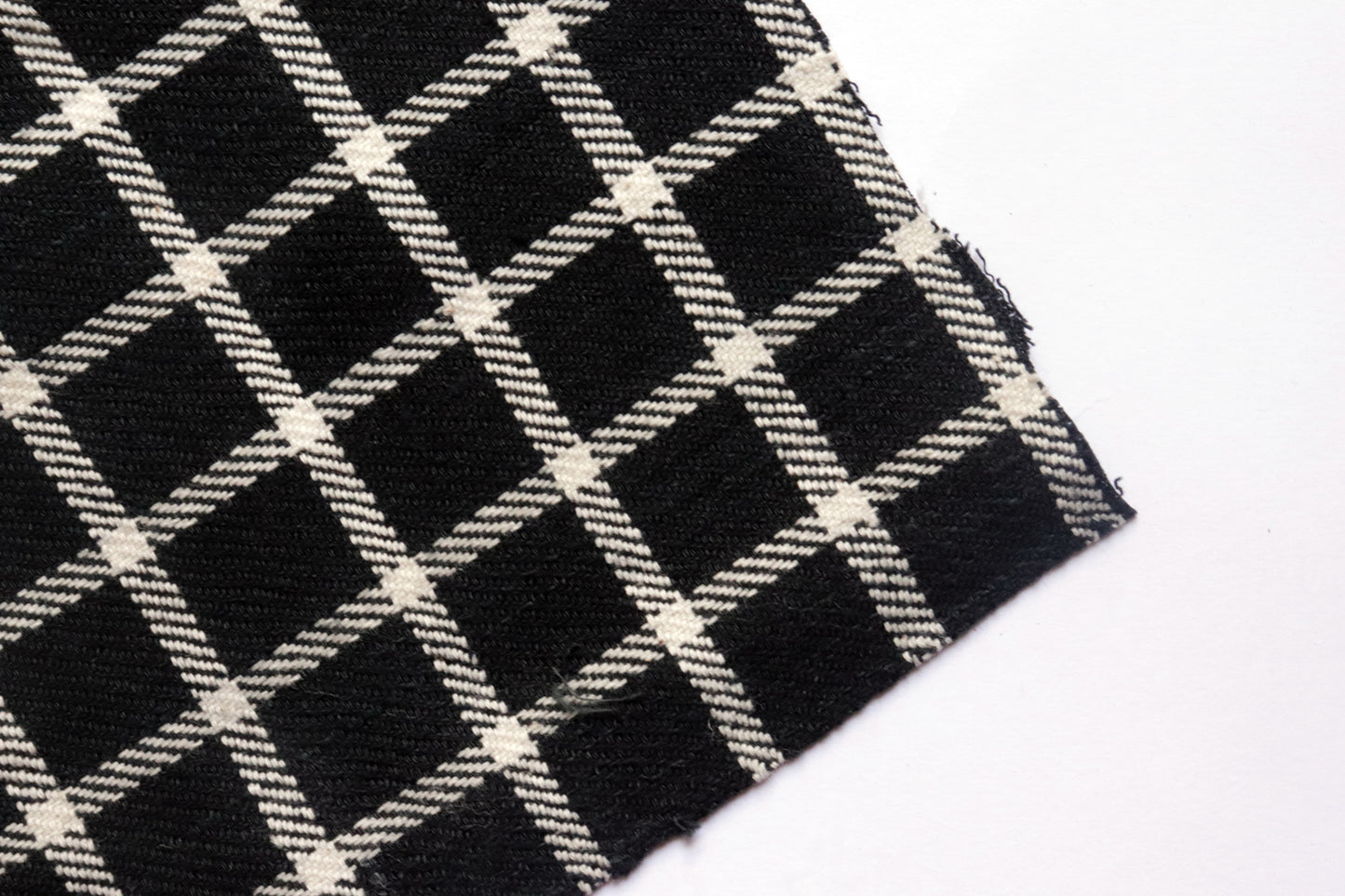 30s Black & White Fine Checked Handwoven Khadi (Twill Weave)